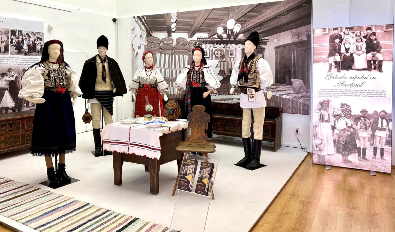 „Tradiții și costume din Dăișoara”, la Rupea 244814