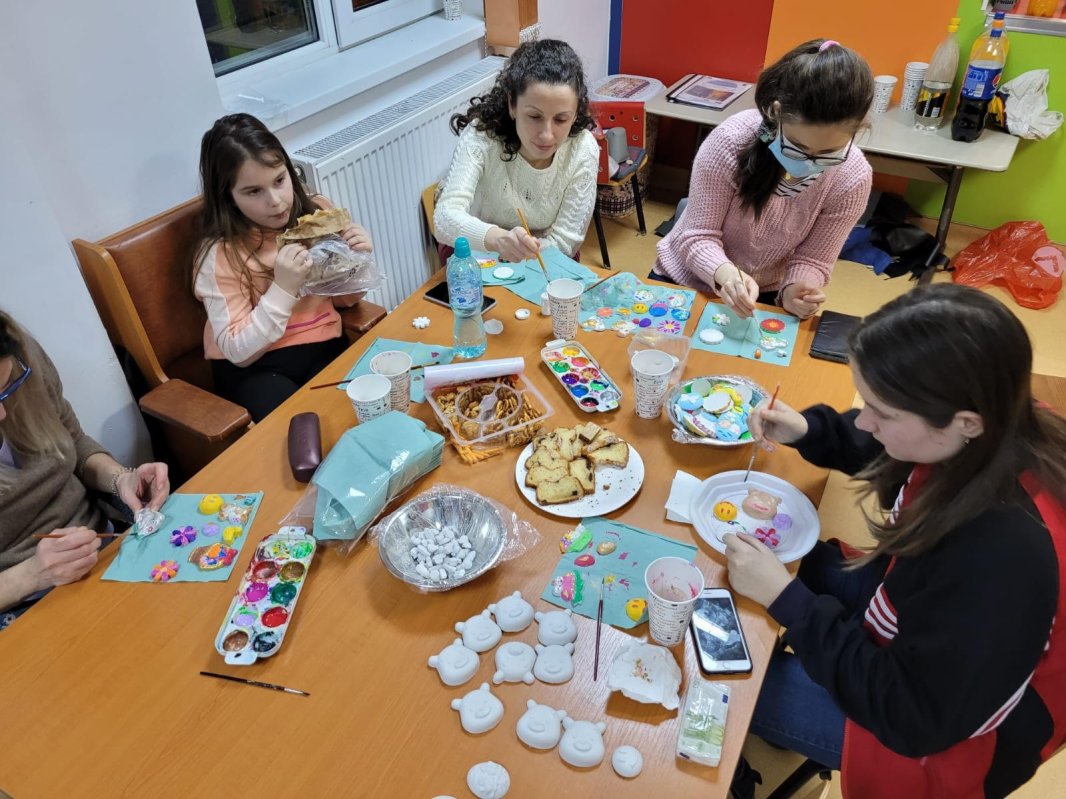 Atelier de creație la un centru de zi pentru copii cu dizabilități 244930