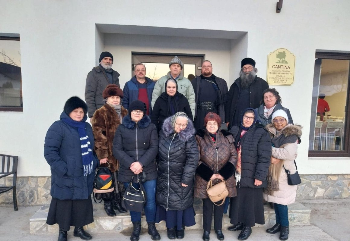 O nouă campanie „Alături de copiii de la Valea Plopului” 244905