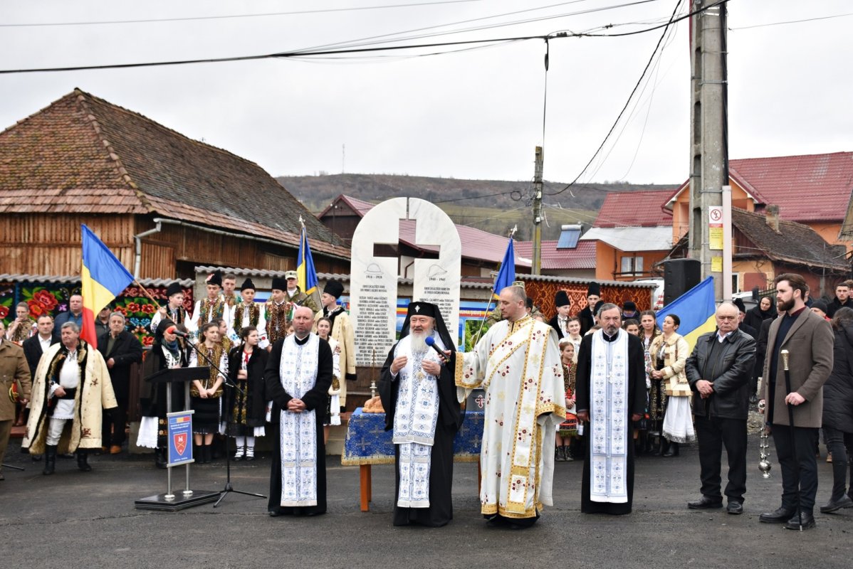 Sfințirea Monumentului Eroilor din Sebiș, Bistriţa‑Năsaud 245132