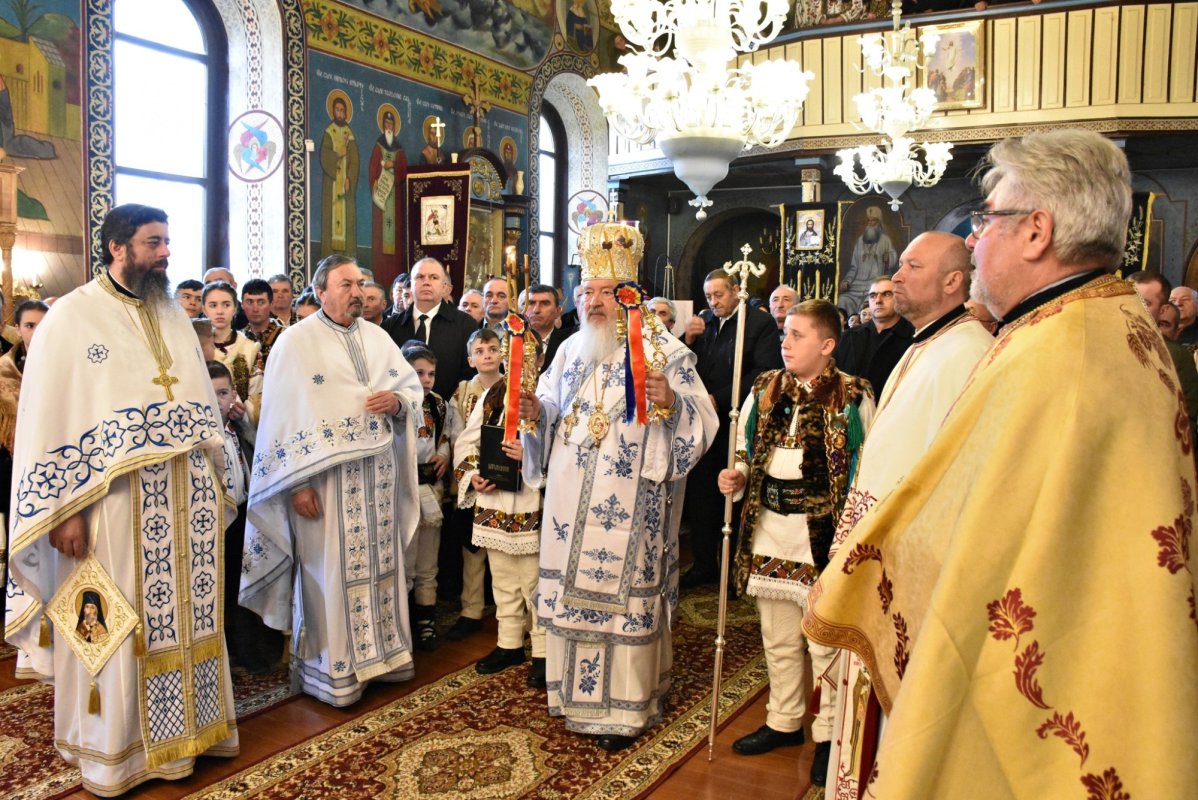 Sfințirea Monumentului Eroilor din Sebiș, Bistriţa‑Năsaud 245133