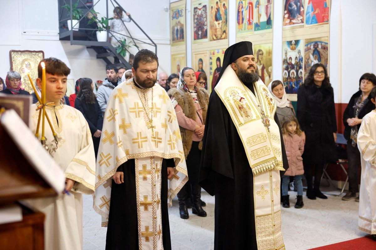 Binecuvântare și înnoire în parohii românești din Peninsula Italică 245303