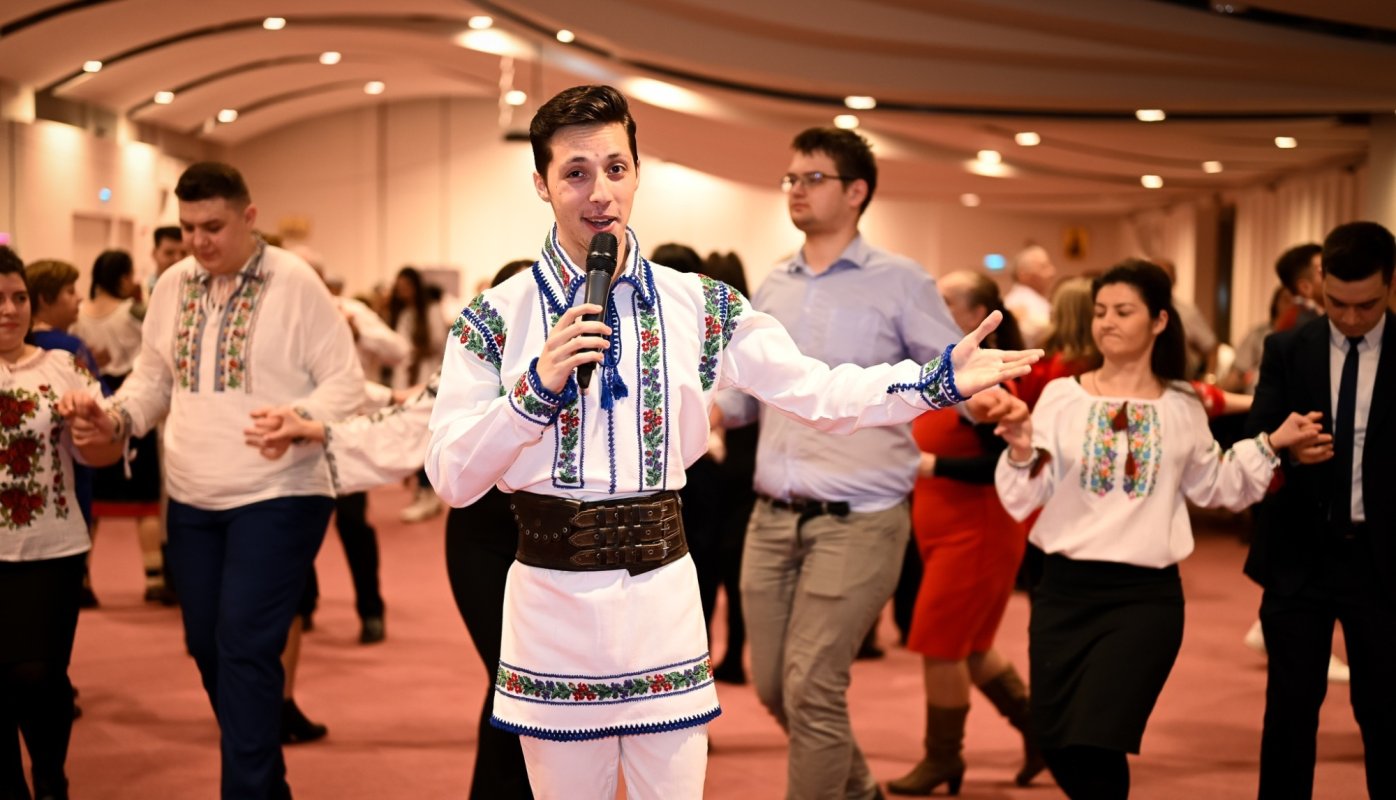 Spectacolul caritabil „O seară românească”, organizat de ASCOR Iași 245284