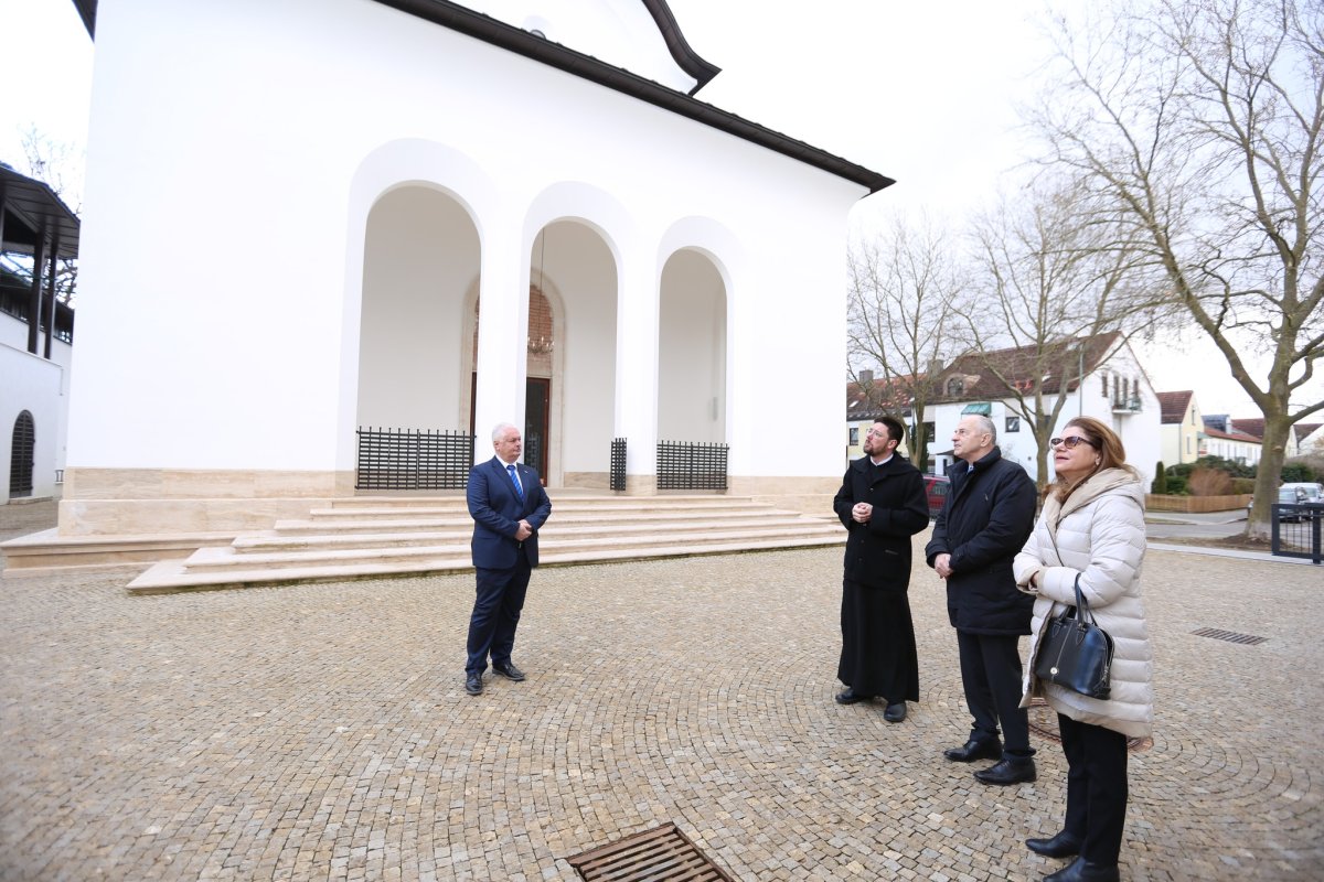 Oaspeți de seamă la Așezământul Bisericesc Românesc din München 245427