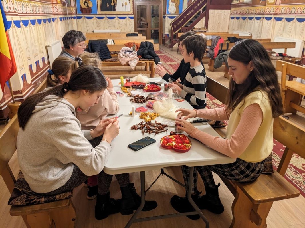 Atelier creativ  pentru copii şi tineri la Gănești, Mureş 245446