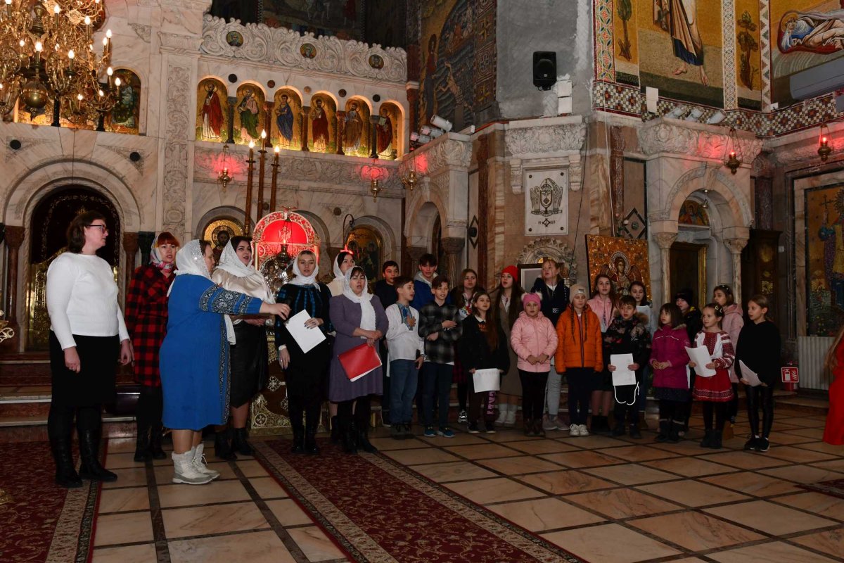 Comemorarea victimelor războiului din Ucraina la un an de conflict 245538