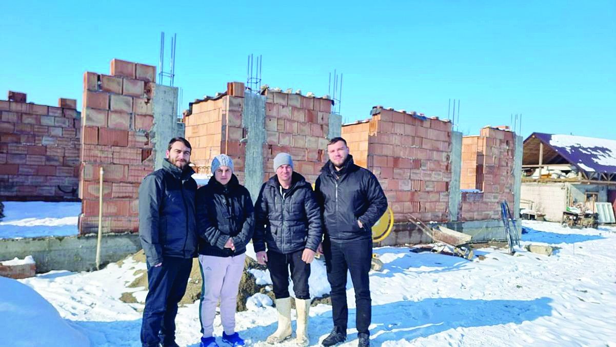 „Împreună ridicăm o casă” 245522