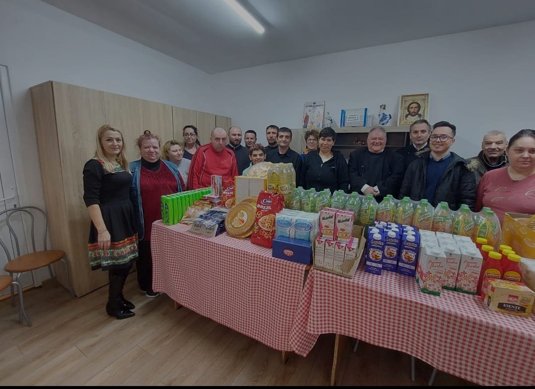 Sprijin de la parohii pentru un centru din județul Dâmbovița 245512