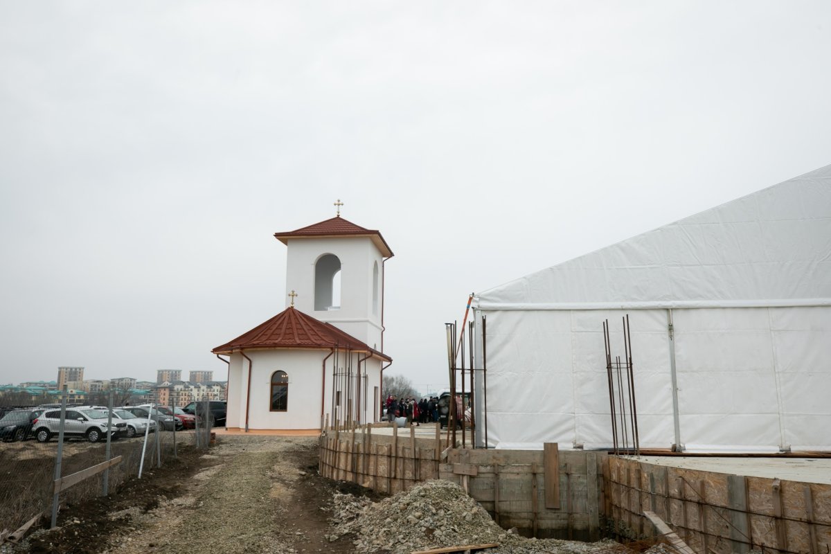 Binecuvântarea lucrărilor la noul paraclis din cartierul Cosmopolis 245609
