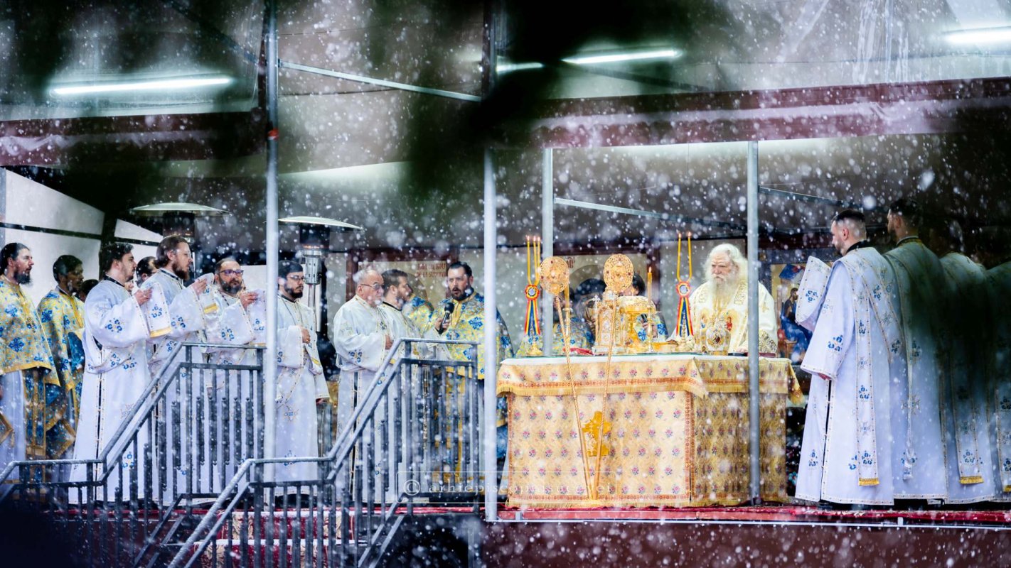 Duminica Izgonirii lui Adam din Rai la Catedrala Arhiepiscopală din Suceava 245693