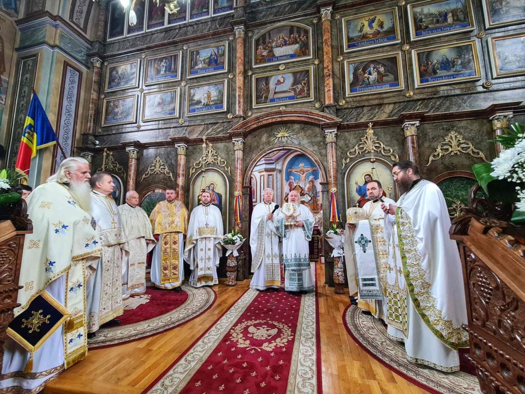 Slujire arhierească în Parohia Sângeorz‑Băi I, județul Bistrița‑Năsăud 245680