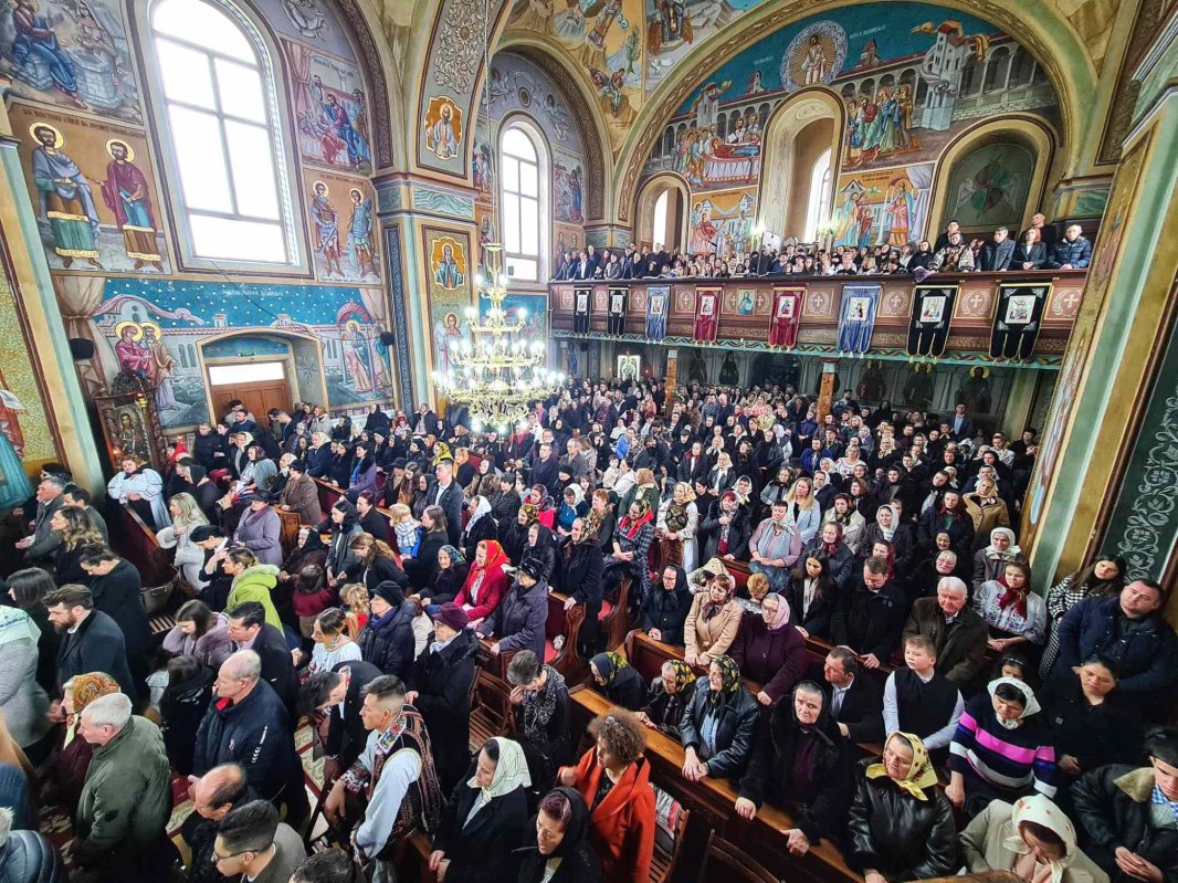 Slujire arhierească în Parohia Sângeorz‑Băi I, județul Bistrița‑Năsăud 245684