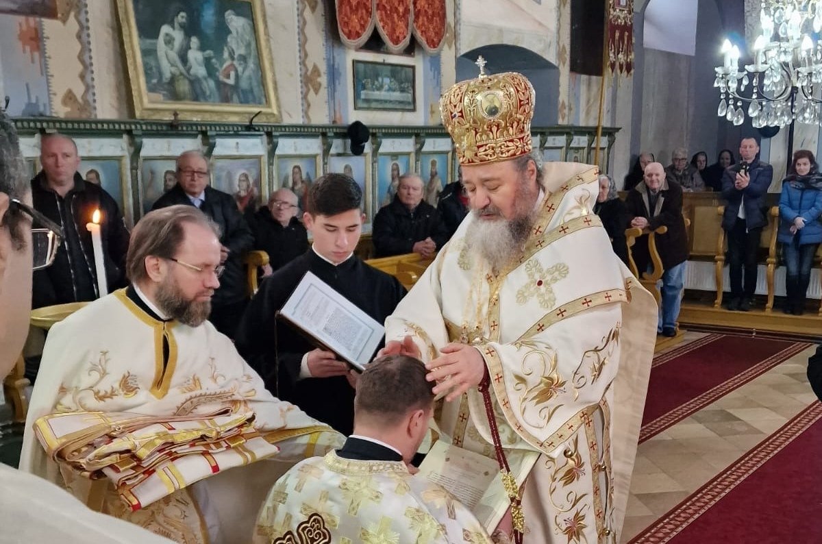 Liturghie arhierească într‑o localitate din Serbia 245837