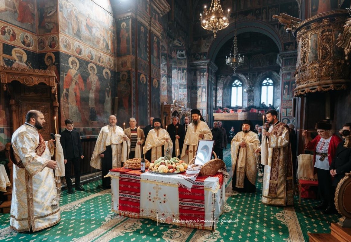 Zilele Mitropolit Visarion Puiu la Roman 245825