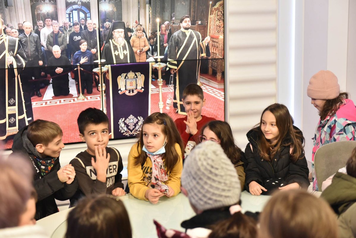 „Școala altfel” la sediul Televiziunii TRINITAS TV 246096