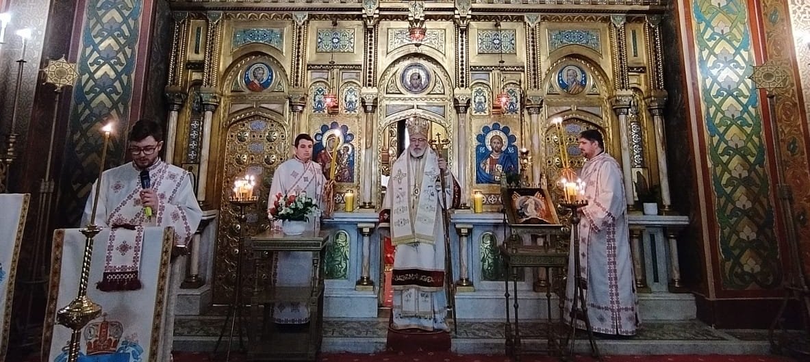 Popas de rugăciune la ctitoria Sfântului Neagoe Basarab 246460