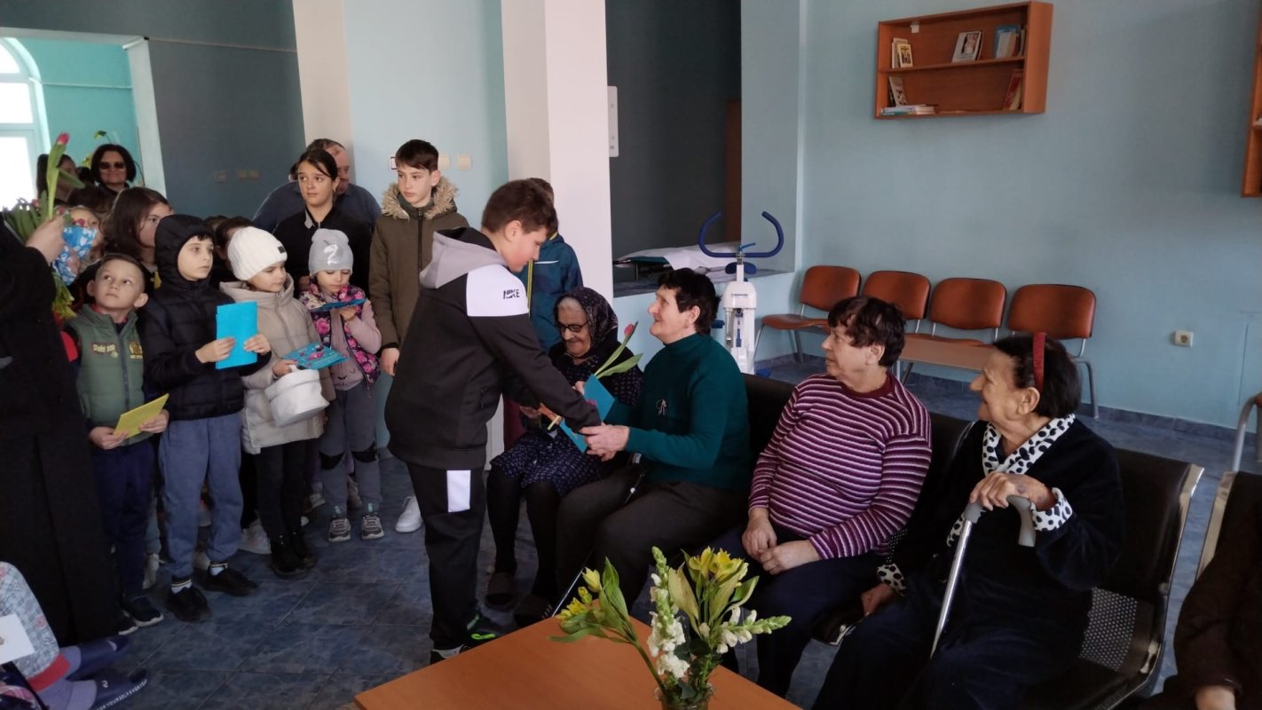 Atelier de creație spre bucuria celor vârstnici la Fierbinți Târg 246549