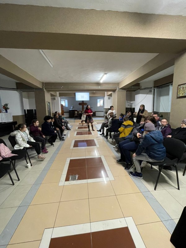 Proiect catehetic desfășurat într-o parohie din cartierul bucureştean Titan 246577