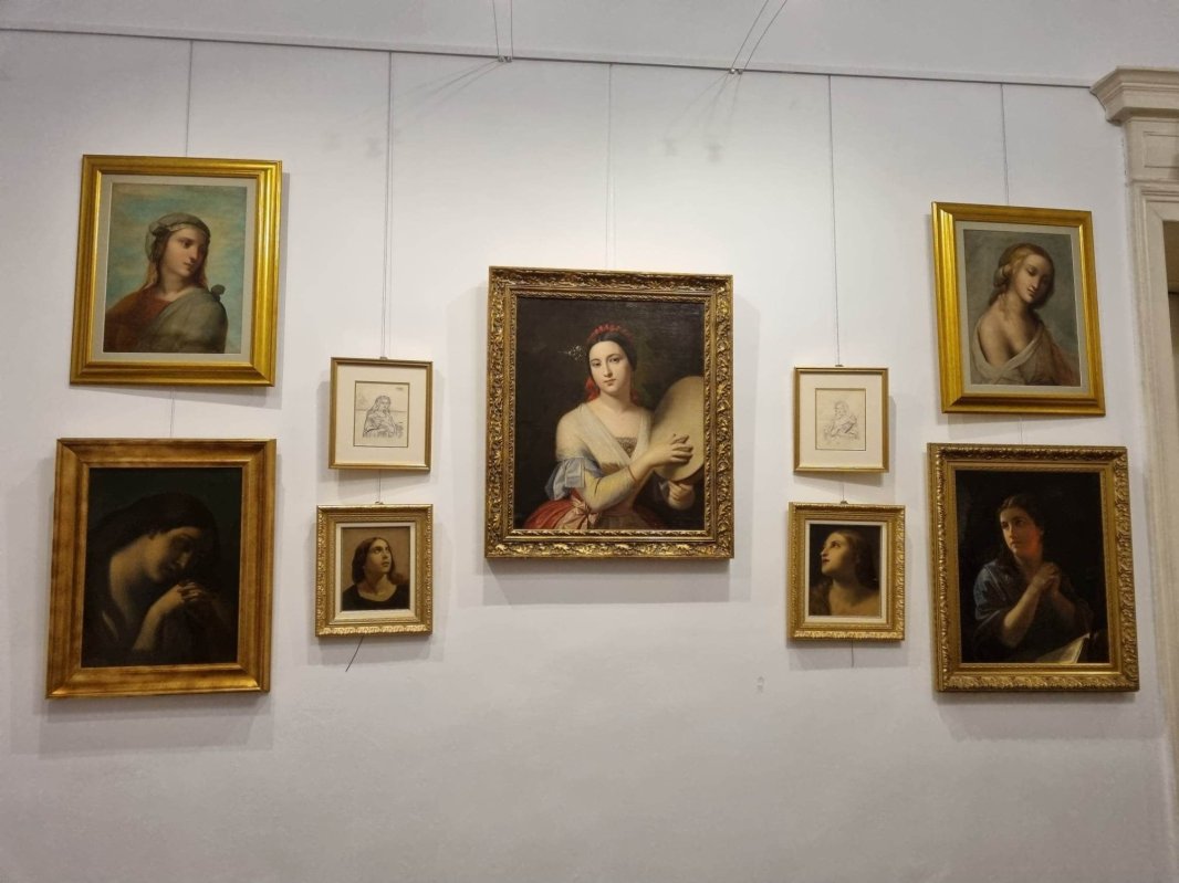 Un omagiu adus femeii şi operei lui Tattarescu 246512