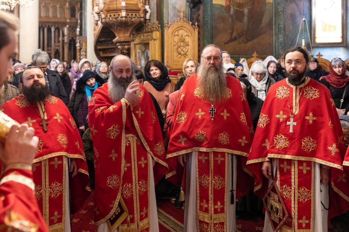 Cinstirea Sfinților 40 de Mucenici la Mănăstirea Antim din Capitală  246868