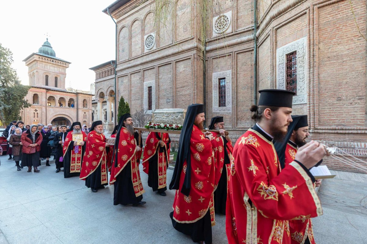 Cinstirea Sfinților 40 de Mucenici la Mănăstirea Antim din Capitală  246888