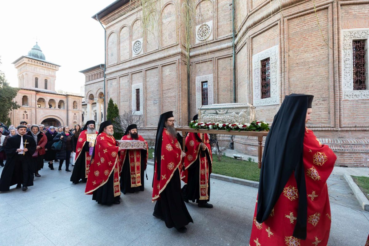 Cinstirea Sfinților 40 de Mucenici la Mănăstirea Antim din Capitală  246889