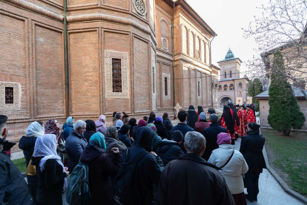 Cinstirea Sfinților 40 de Mucenici la Mănăstirea Antim din Capitală  246894