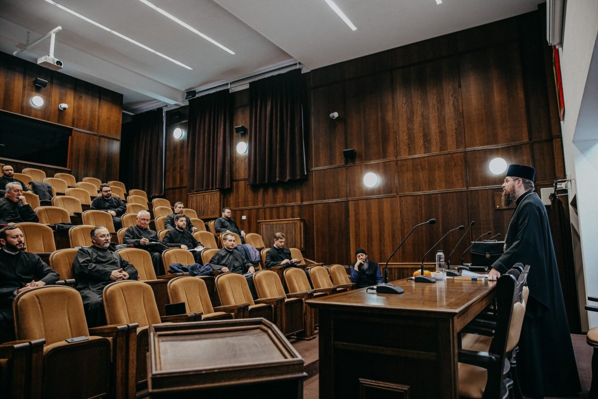 Cursuri de îndrumare duhovnicească destinate preoților 246806