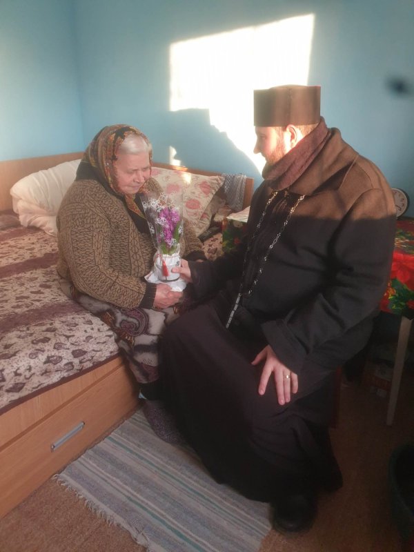 Acțiune socială dedicată bătrânelor dintr‑o parohie prahoveană 246988