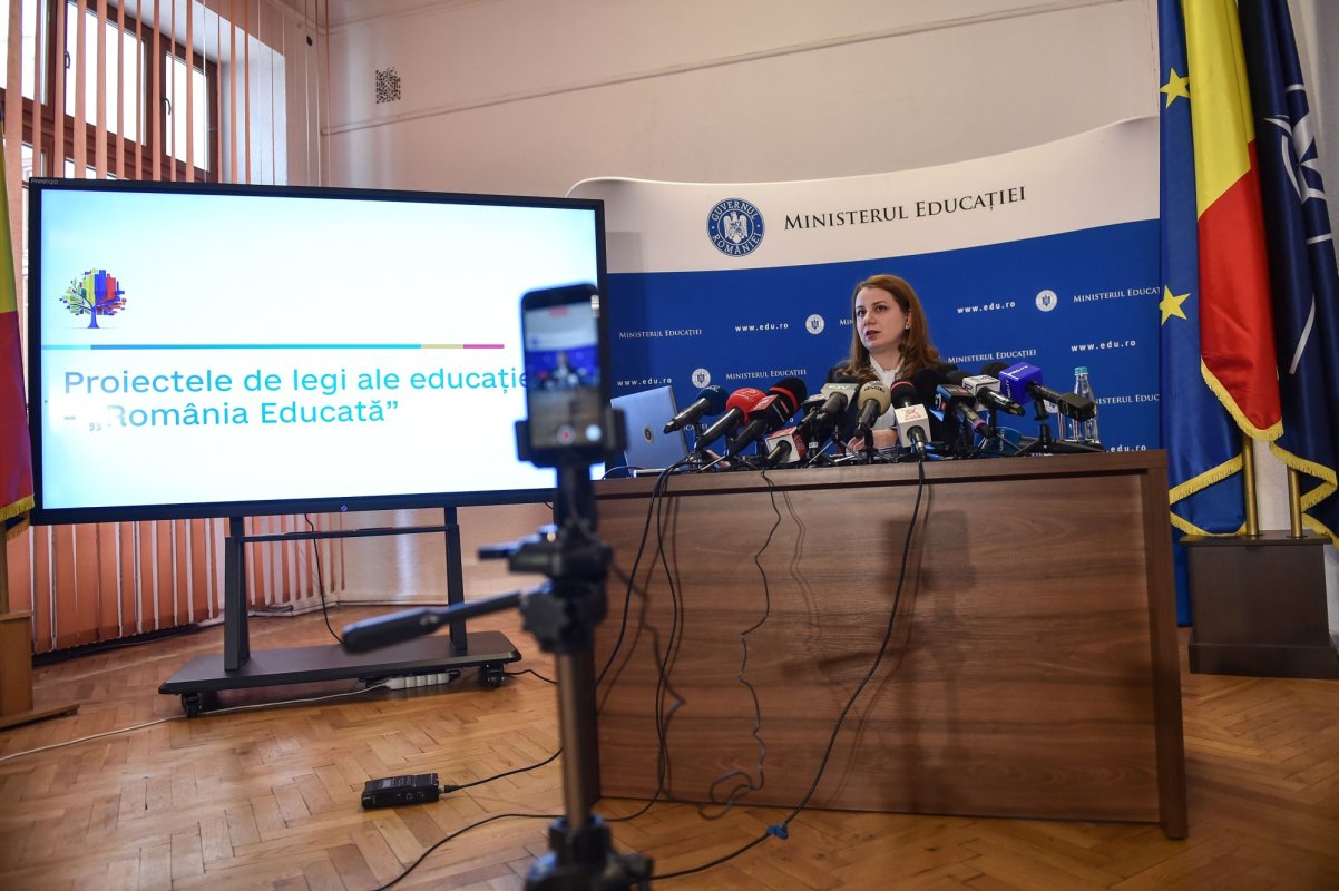 Interes faţă de sumele alocate consorţiilor regionale 246931