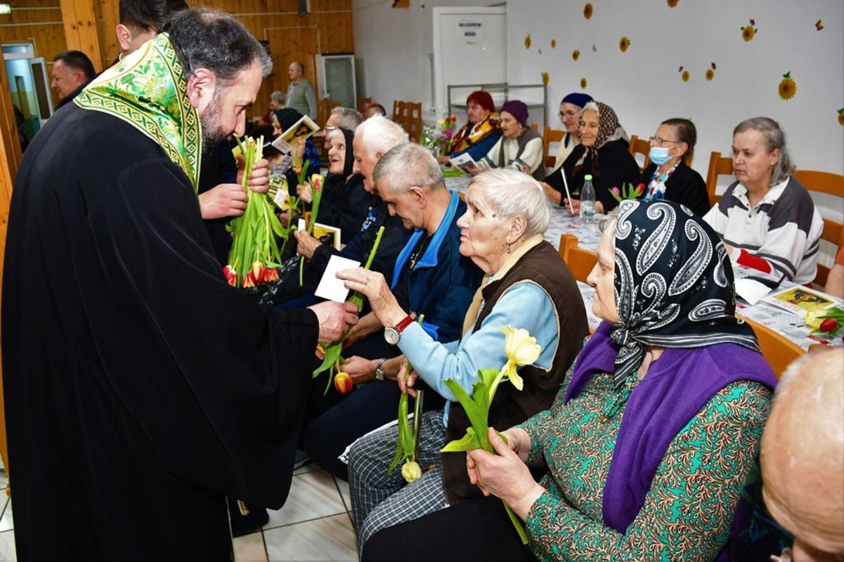 Program eparhial de intensificarea a rugăciunii la centre pentru vârstnici 246964