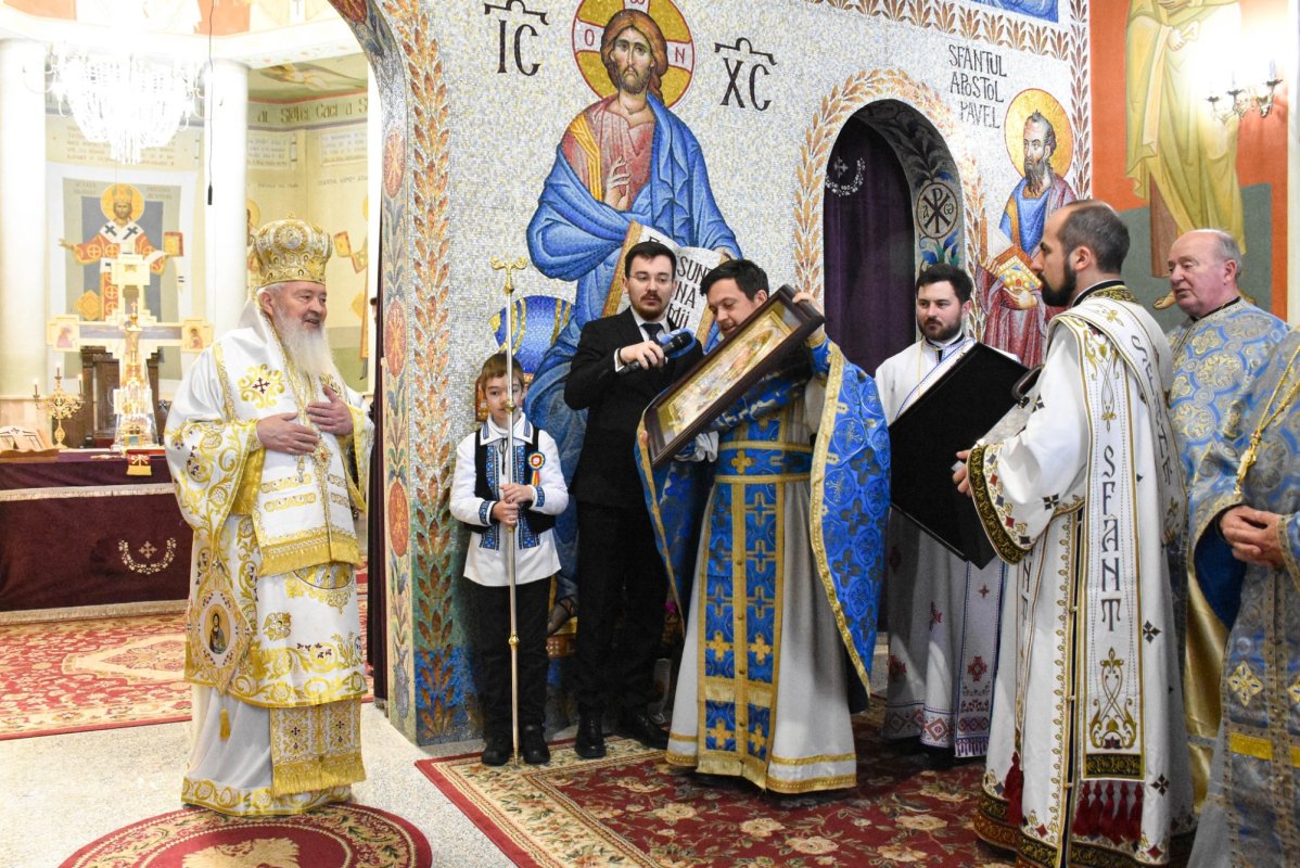 Binecuvântare arhierească la „Catedrala din Mănăştur” 247130