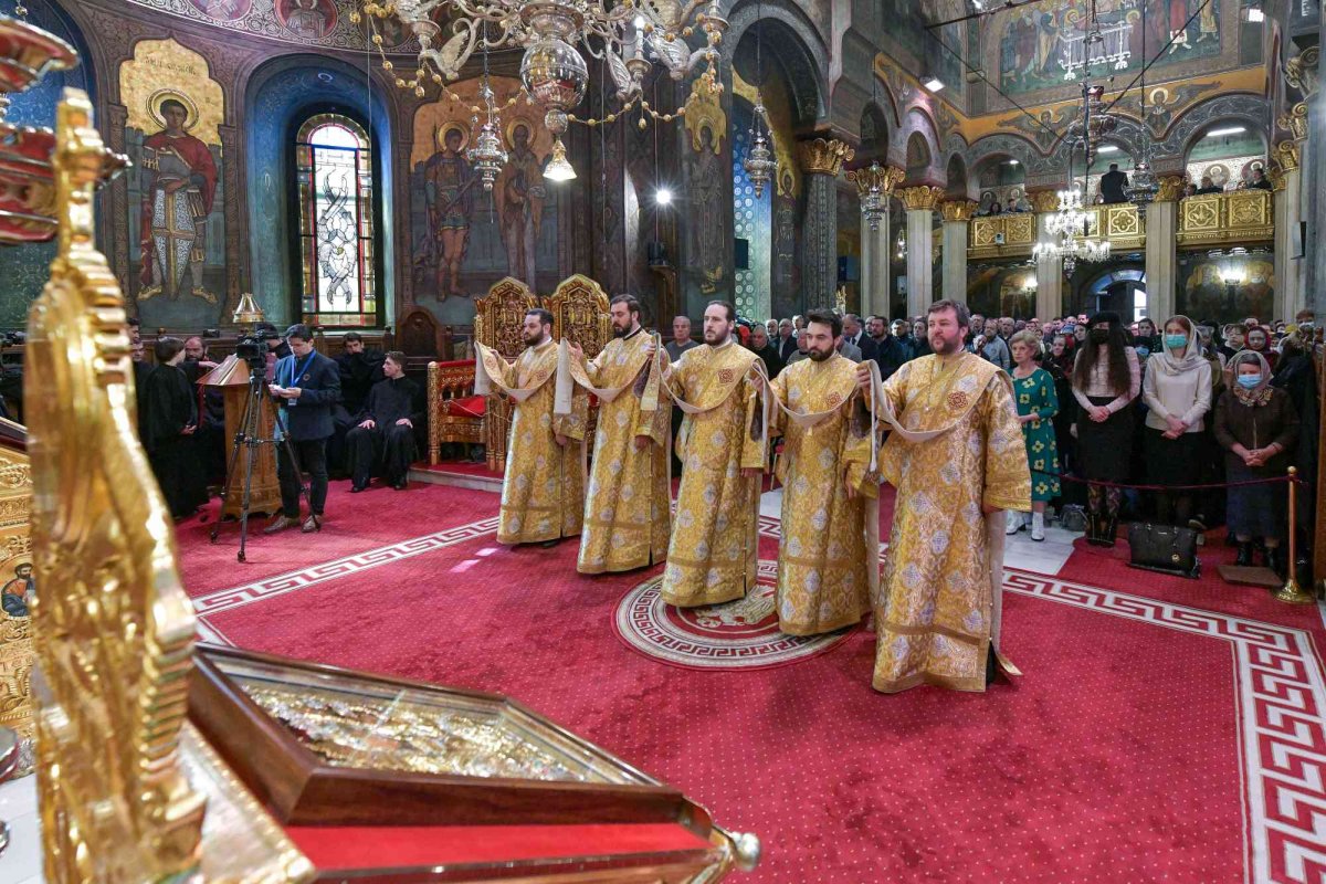 Slujirea diaconului 247291