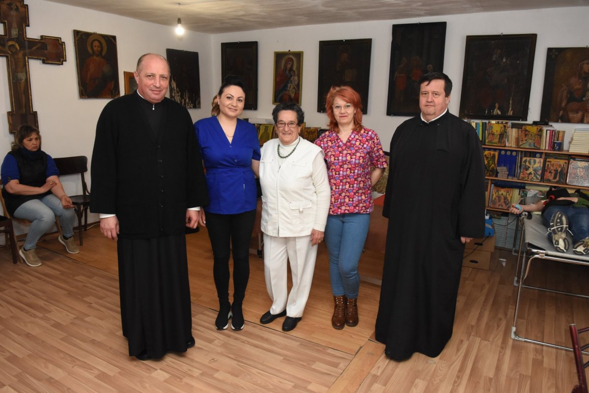 Acțiune de donare de sânge la Parohia „Sfântul Gheorghe” din Nehoiu 247399