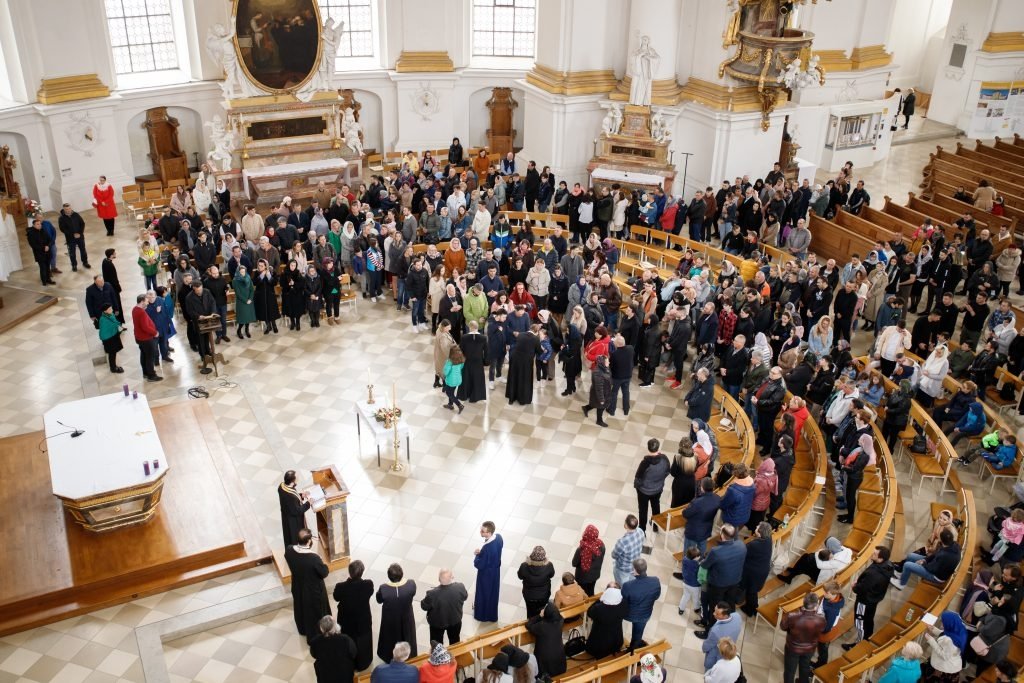 Slujire ortodoxă la o bazilică din Germania 247737