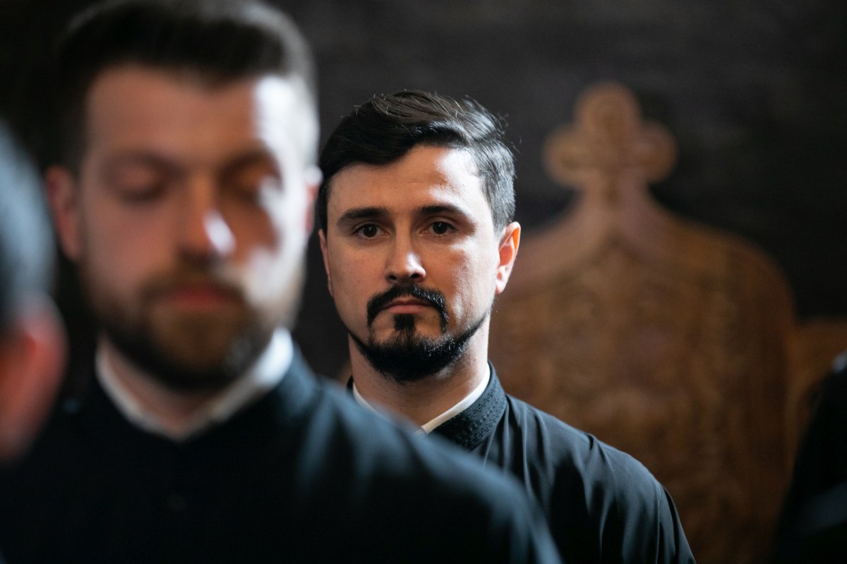 Hirotesii de noi duhovnici la Paraclisul istoric al Reședinței Patriarhale 247807