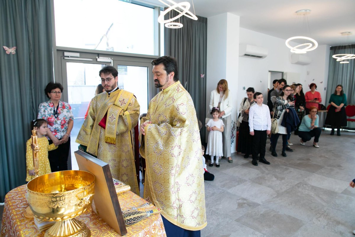 Moment de bucurie pentru copiii Grădiniței Patriarhiei Române  248115