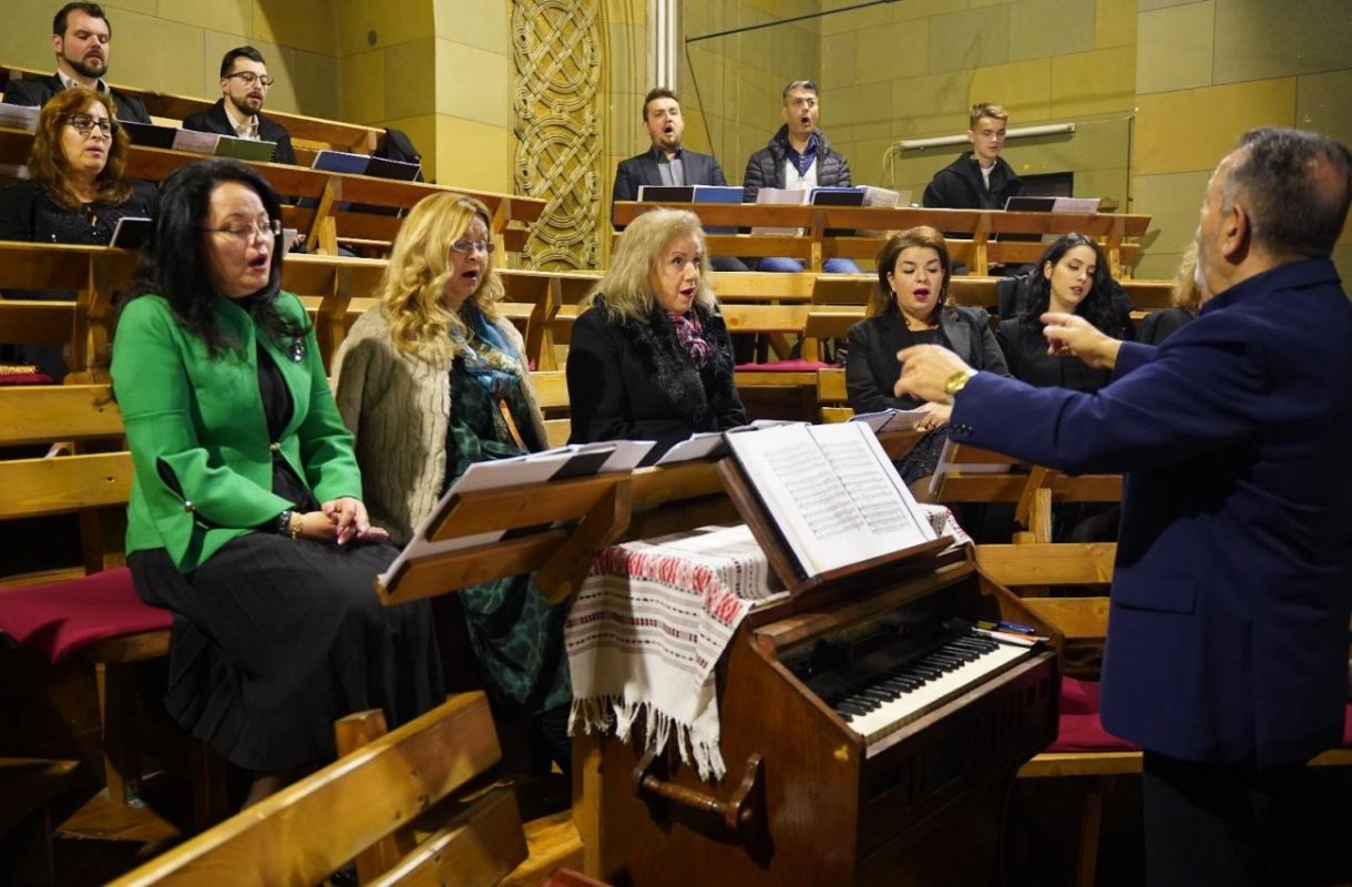 „Creștin adevărat este acela care se străduiește, pe cât este cu putință omului, să-L urmeze pe Hristos” 248391