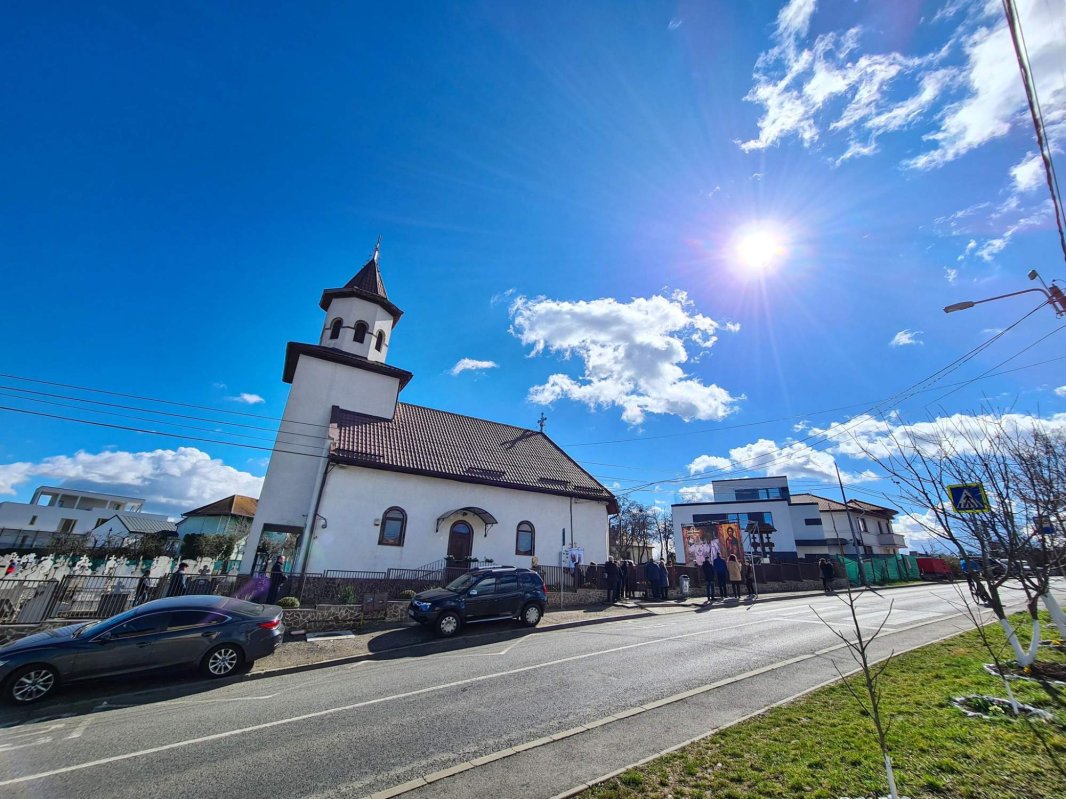 Sfințirea ansamblului parohial din cartierul clujean Borhanci 248385