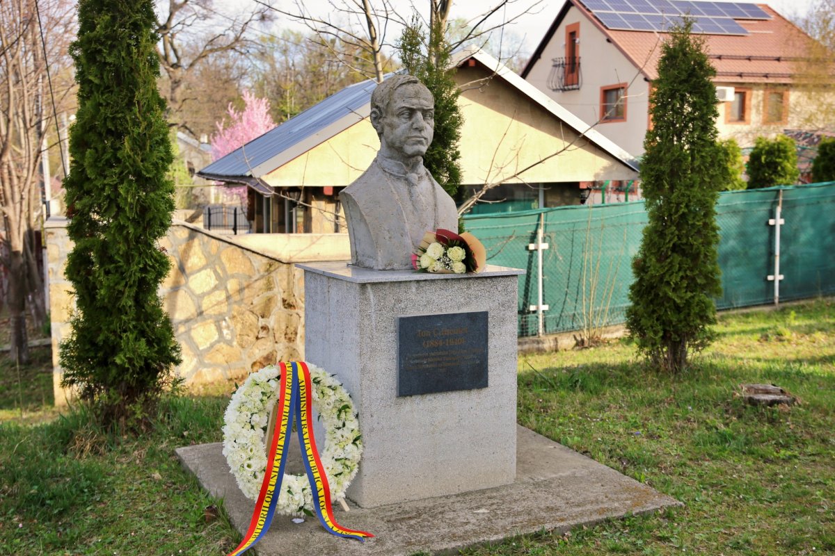 Aniversarea a 105 ani de la Unirea Basarabiei cu România la Biserica din Bârnova 248520