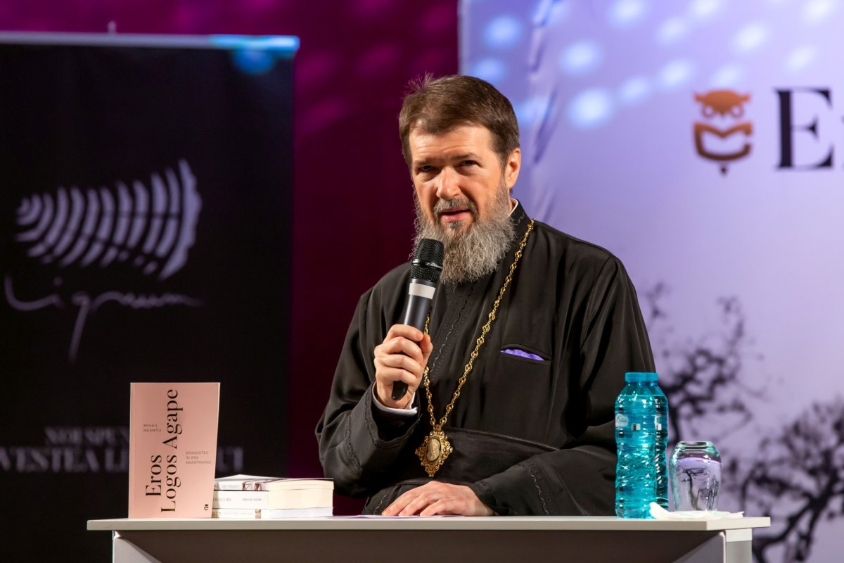 Conferința „Eros, Logos & Agape” la Teatrul Regina Maria din Oradea 248514