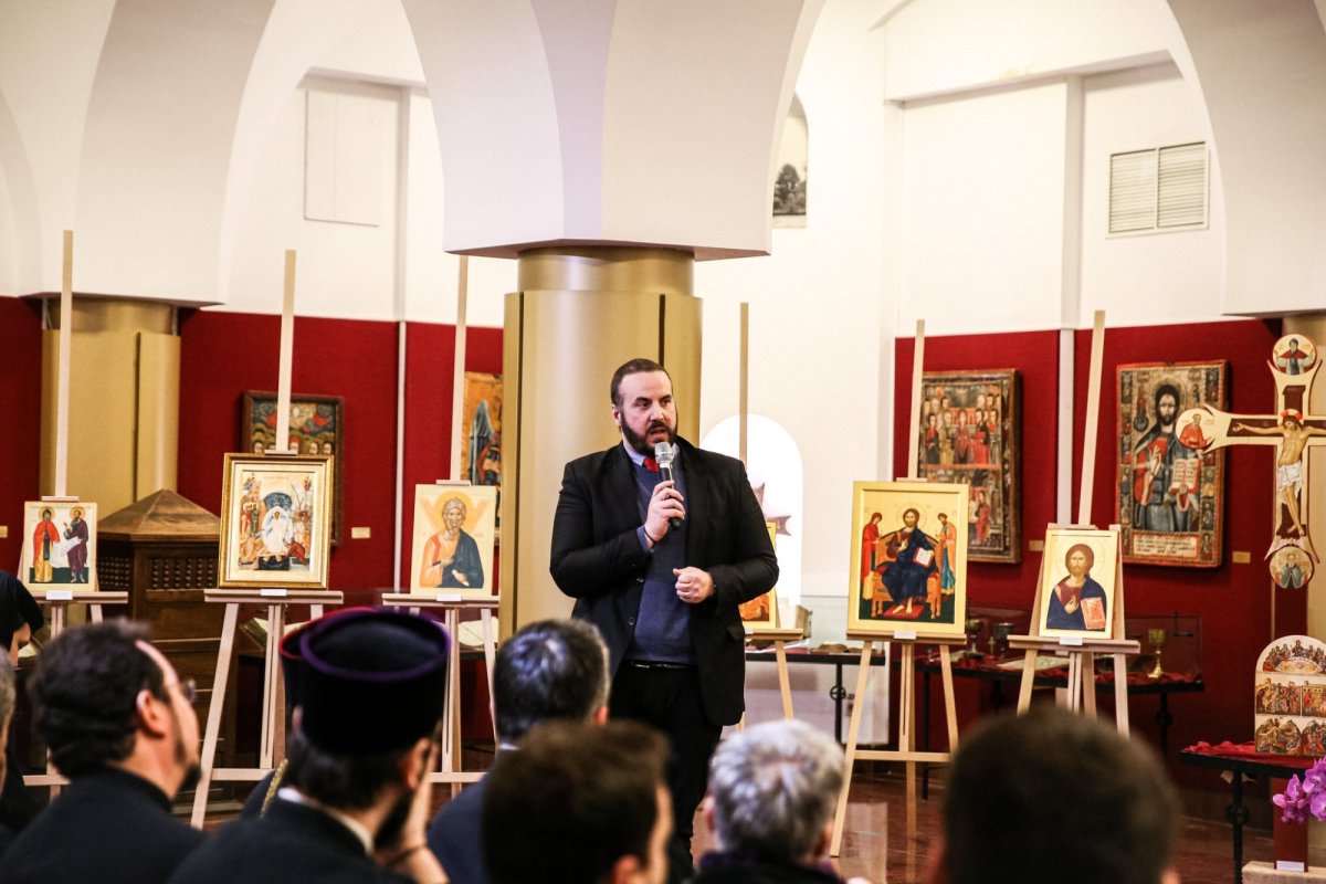 Expoziția de icoane pe lemn „Patimi și Cruce” la Muzeul Mitropoliei Clujului 248724