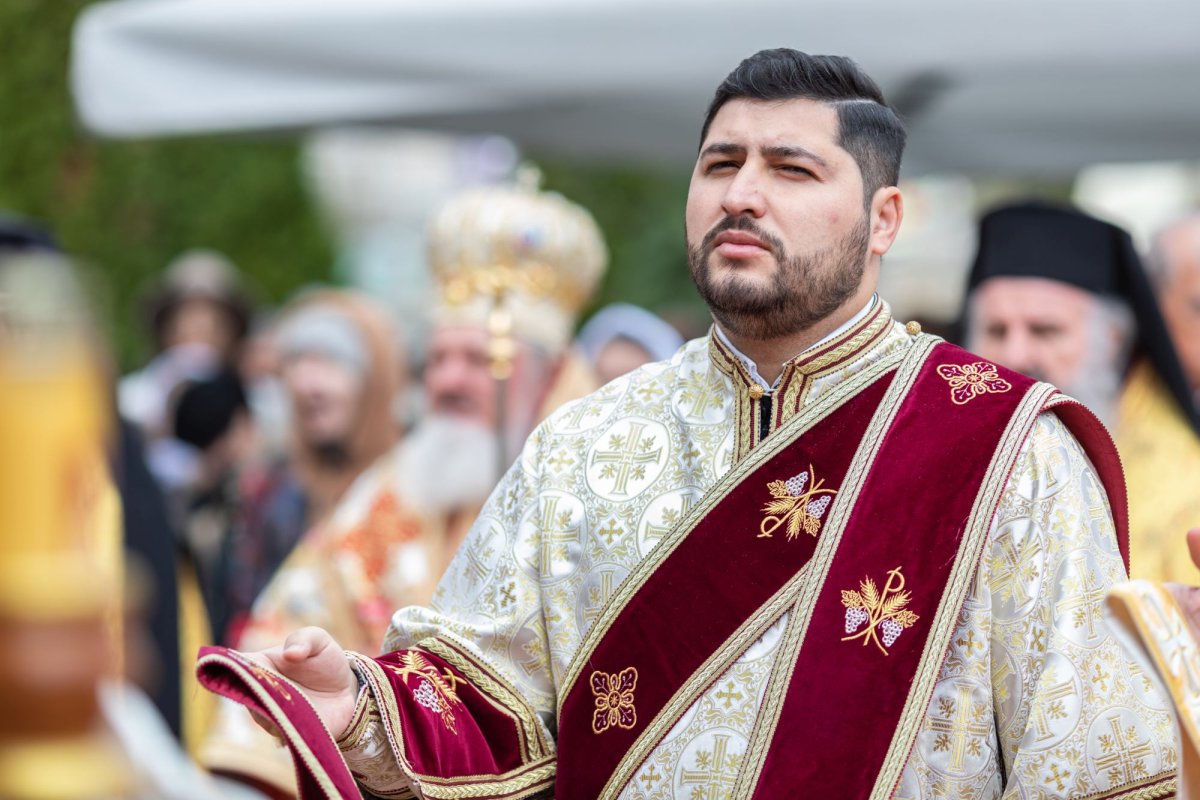 Hirotonie întru diacon la Paraclisul Catedralei Naționale 249061