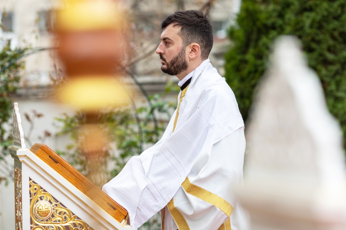 Hirotonie întru diacon la Paraclisul Catedralei Naționale 249072