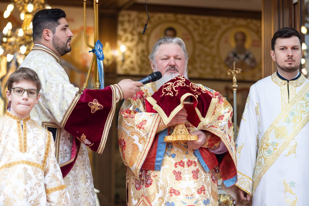 Hirotonie întru diacon la Paraclisul Catedralei Naționale 249100