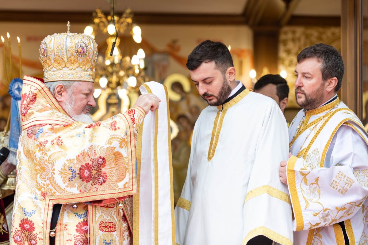 Hirotonie întru diacon la Paraclisul Catedralei Naționale 249115