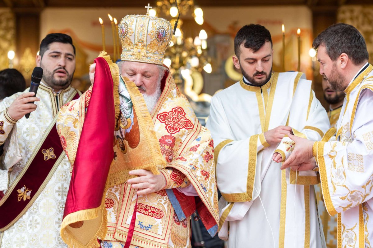 Hirotonie întru diacon la Paraclisul Catedralei Naționale 249118