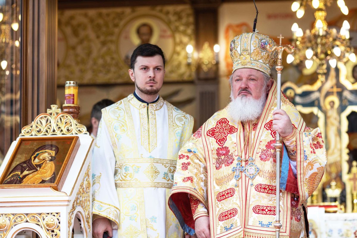 Hirotonie întru diacon la Paraclisul Catedralei Naționale 249126