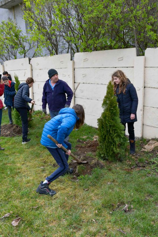 Activitate ecologică la o biserică din nordul Capitalei 249134