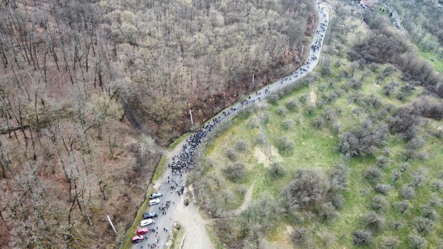 Pelerinaj al tinerilor de la Iclod la Mănăstirea Nicula 249024